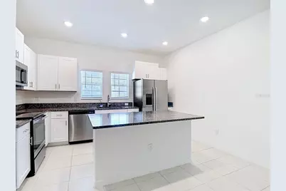 840 Tennyson Mill Circle, Tampa, FL 33619 - Photo 4