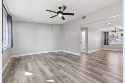 7198 121st Way N, Seminole, FL 33772 - Photo 4