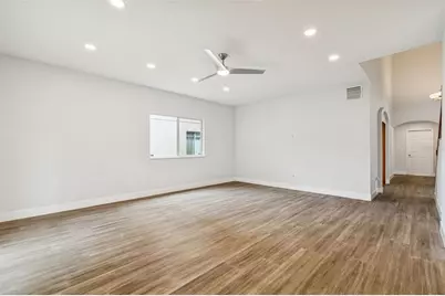 18154 Sandy Pointe Drive, Tampa, FL 33647 - Photo 34