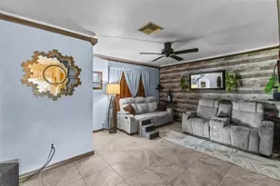 8290 52nd Way N, Pinellas Park, FL 33781 - Photo 8