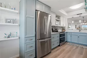 11901 Lagoon Ln, Treasure Island, FL 33706 - Photo 8