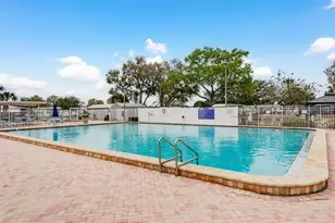 108 Dolphin Dr E, Oldsmar, FL 34677 - Photo 32
