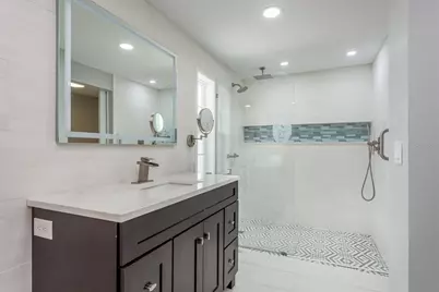 108 Dolphin Drive E, Oldsmar, FL 34677 - Photo 16