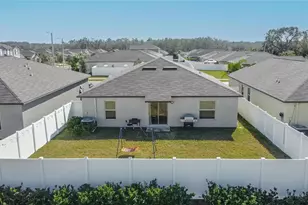 11210 Kelly Green Ave, Wimauma, FL 33598 - Photo 18