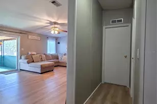 1450 Golden Glow Dr, Ruskin, FL 33570 - Photo 22