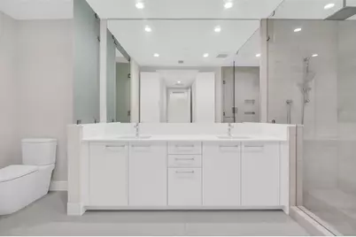 275 1st Avenue S #1104, Saint Petersburg, FL 33701 - Photo 38