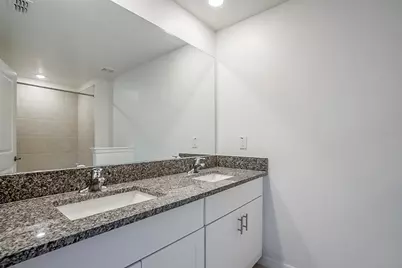 30766 Veridian Way, Wesley Chapel, FL 33543 - Photo 14