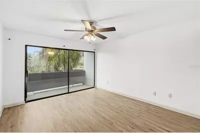 13629 Twin Lakes Lane, Tampa, FL 33618 - Photo 20