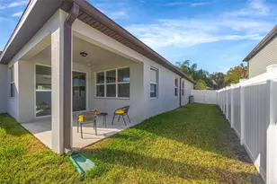 762 Parsons Mooring Ct, Seffner, FL 33584 - Photo 32