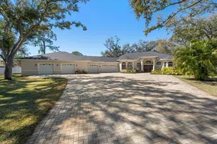 7890 134th St, Seminole, FL 33776 - Photo 1