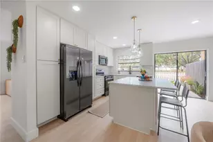 4709 Glenaire Ct, Tampa, FL 33624 - Photo 8