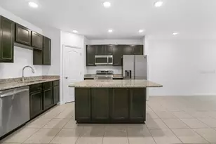 4713 Trout Lily St, Tampa, FL 33610 - Photo 6