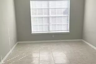 10200 Gandy Blvd N, Saint Petersburg, FL 33702 - Photo 8