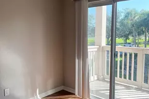 10200 Gandy Blvd N, Saint Petersburg, FL 33702 - Photo 10