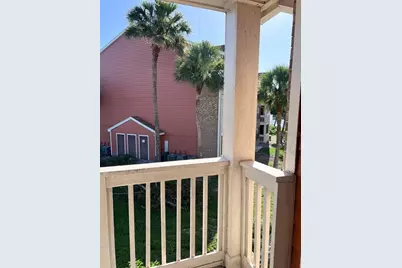 10200 Gandy Boulevard N #402, Saint Petersburg, FL 33702 - Photo 12