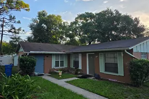 1408 College Park Ln, Tampa, FL 33612 - Photo 1