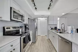 3743 Meridean Pl, Land O Lakes, FL 34639 - Photo 4