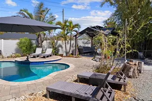 615 N Woodlynne Ave, Tampa, FL 33609 - Photo 52