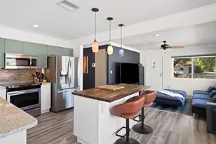 615 N Woodlynne Ave, Tampa, FL 33609 - Photo 14