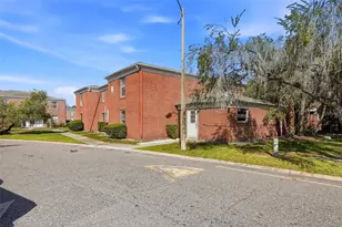 1151 85th Ave N, Saint Petersburg, FL 33702 - Photo 28