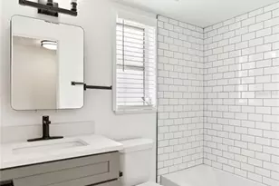 300 S Nimbus Ave, Clearwater, FL 33765 - Photo 4