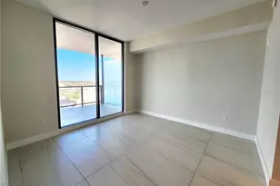 275 1st Ave S, Saint Petersburg, FL 33701 - Photo 16