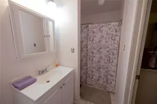 726 Fairmont Dr, Brandon, FL 33511 - Photo 14