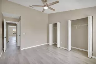 632 Kensington Lake Cir, Brandon, FL 33511 - Photo 24