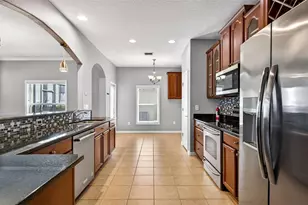 12618 Weston Dr, Tampa, FL 33626 - Photo 8