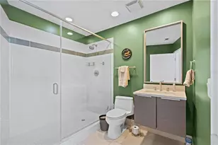 175 1st St S, Saint Petersburg, FL 33701 - Photo 24