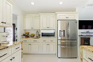 6415 Windwood Ct, Tampa, FL 33634 - Photo 8