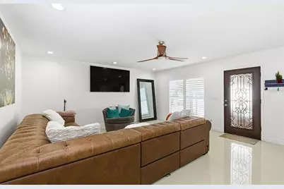 6415 Windwood Court, Tampa, FL 33634 - Photo 14