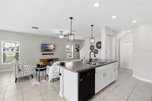 7011 Samuel Ivy Dr, Tampa, FL 33619 - Photo 26