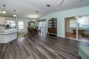 37443 Gill Ave, Zephyrhills, FL 33541 - Photo 14