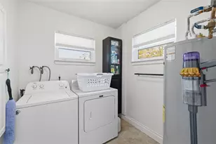 639 43rd Ave N, Saint Petersburg, FL 33703 - Photo 82