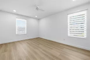 639 43rd Ave N, Saint Petersburg, FL 33703 - Photo 36