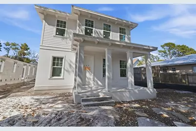 345 11th Avenue NE, Saint Petersburg, FL 33701 - Photo 4