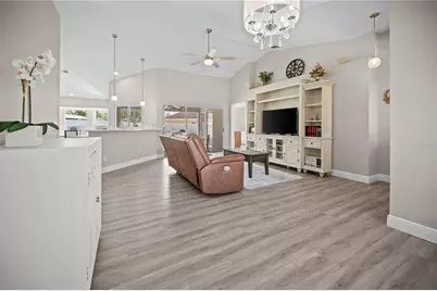 3445 Silverstone Court, Plant City, FL 33566 - Photo 4