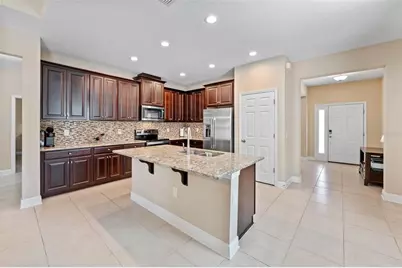 18999 Malinche Loop, Spring Hill, FL 34610 - Photo 4