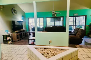 585 E Foresthill Pl, Hernando, FL 34442 - Photo 4