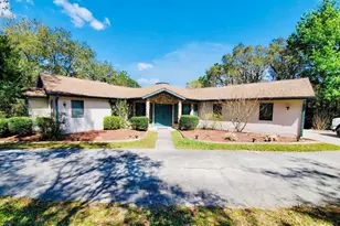 585 E Foresthill Pl, Hernando, FL 34442 - Photo 1