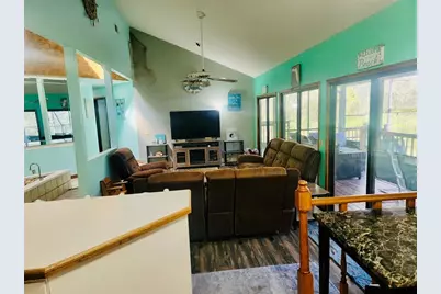 585 E Foresthill Place, Hernando, FL 34442 - Photo 8