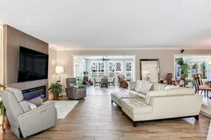 210 Dolphin Point, Clearwater Beach, FL 33767 - Photo 6