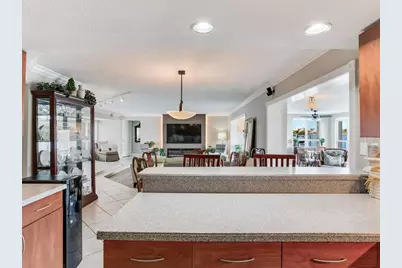210 Dolphin Point #B, Clearwater Beach, FL 33767 - Photo 30