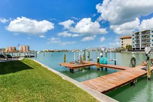 210 Dolphin Point, Clearwater Beach, FL 33767 - Photo 4