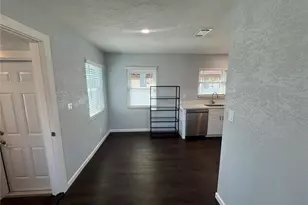 3600 Alabama Ave NE, Saint Petersburg, FL 33703 - Photo 8