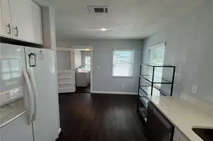 3600 Alabama Ave NE, Saint Petersburg, FL 33703 - Photo 6