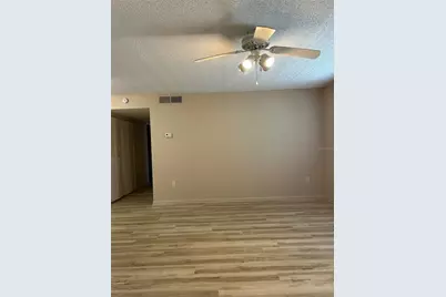 2690 Coral Landings Boulevard #433, Palm Harbor, FL 34684 - Photo 2