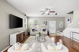 9207 English Oaks Ln, Riverview, FL 33578 - Photo 2