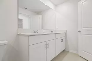 2642 Sunray Venus Wy, Ruskin, FL 33570 - Photo 18